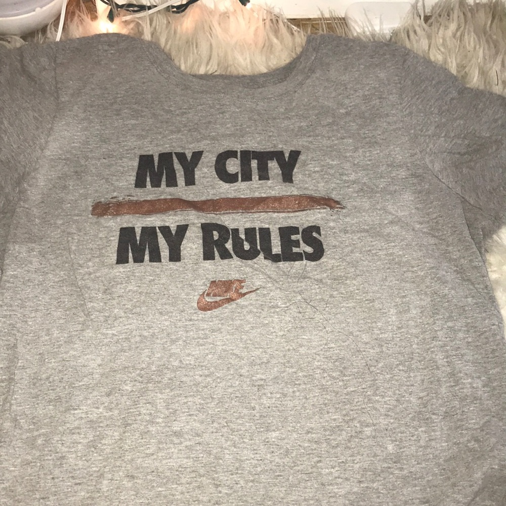 Nike shirt !